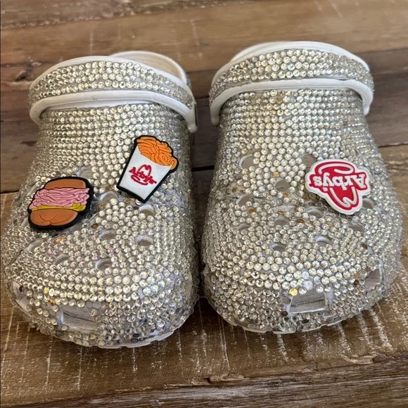 Crocs with Arby’s Jibbitz - Picture 3 of 11